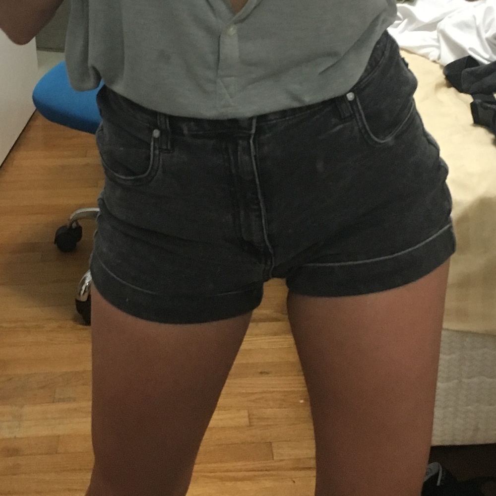 High waisted Black Denim shorts